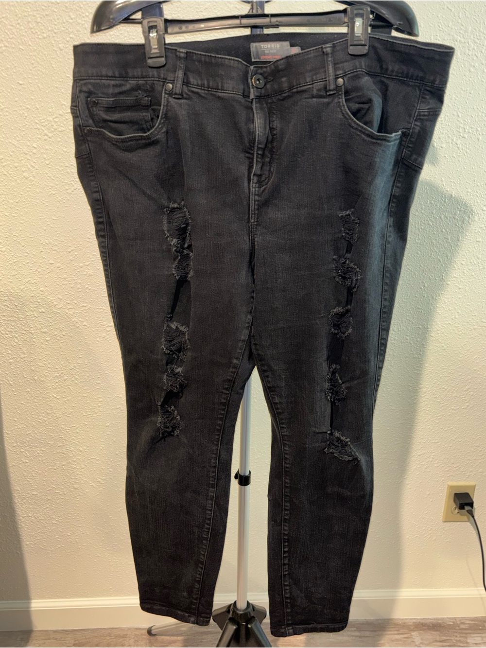 torrid Black Distressed Plus-Size Skinny Jeans